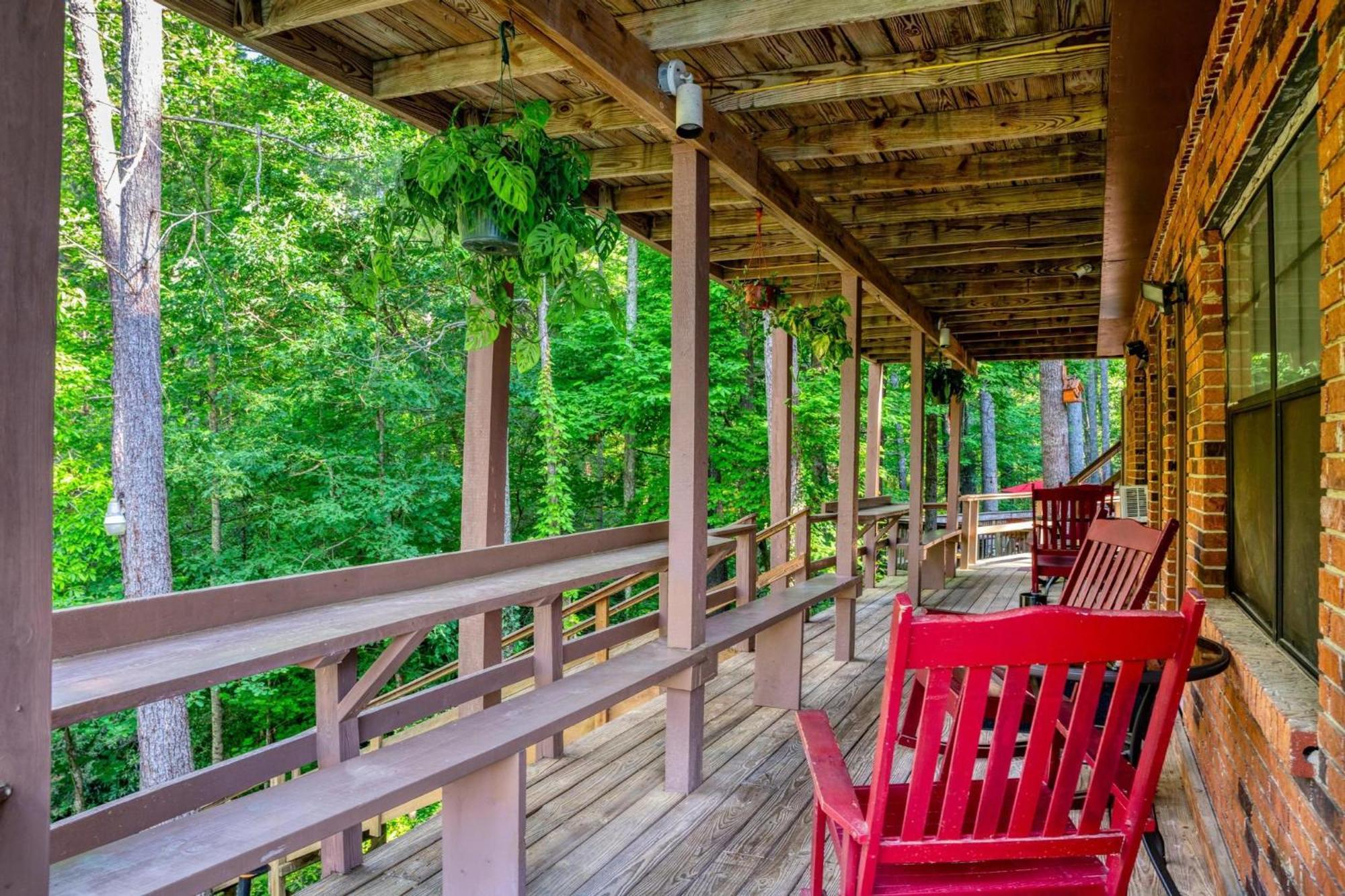 Cascades Inn Tiger Dış mekan fotoğraf